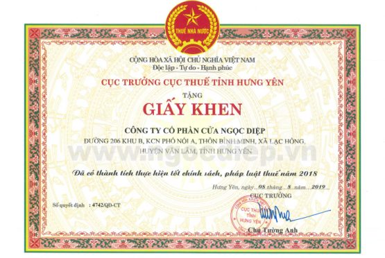 Công ty CP Cửa Ngọc Diệp nhận bằng khen của Cục thuế tỉnh Hưng Yên