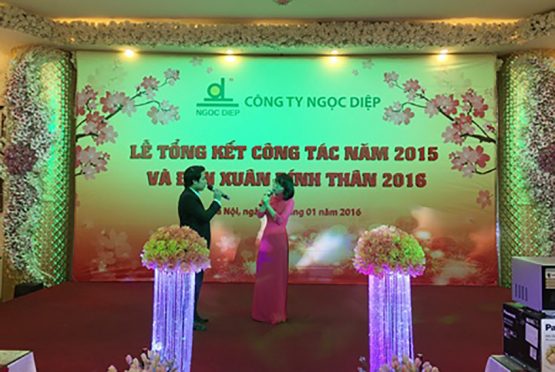 Mass summarize the work in 2015 and welcome the new year of 2016 calmly company office block Ngoc Diep