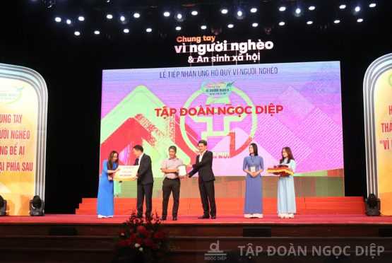 Ngoc Diep Group supports the fund “For the poor” Hanoi city 400 million