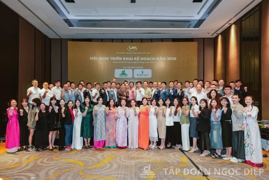 Ngoc Diep Group participates in the 2025 task implementation conference of the Vietnam association of aluminum extrusion